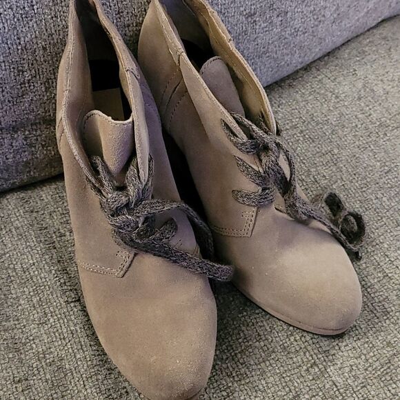 Dolce Vita Women's 4" Wedge Heels - SIZE 10 - Picture 1 of 12